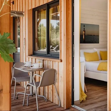 La Du Ferret Konukevi *