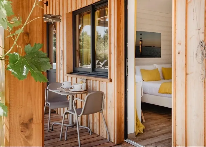 La Du Ferret Gasthof *